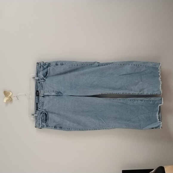 NYDJ Teresa Light Blue Wide Leg Frayed Comfy Denim Lift Tuck Technology Jeans - Picture 2 of 16